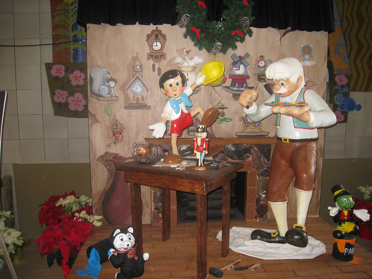 Vacation 2007-12 - Disney Parks  0175.jpg - The 2007-08 vacation to Florida included Disney World. We visited some of the larger theme Resorts along with Animal Kingdom and Disney Hollywood Studios.